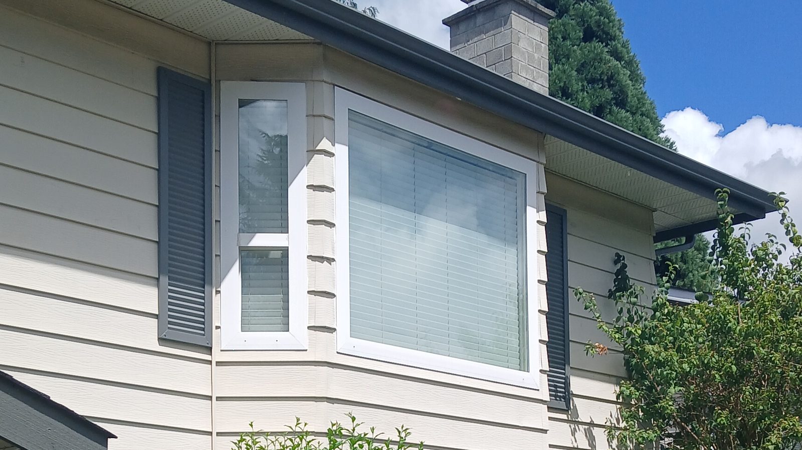 Clean bay window on a Surrey home